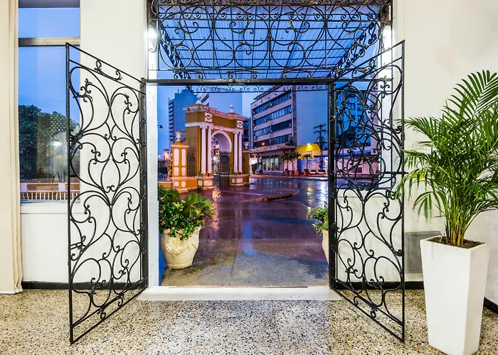 Hotel Dorado Plaza Centro Historico